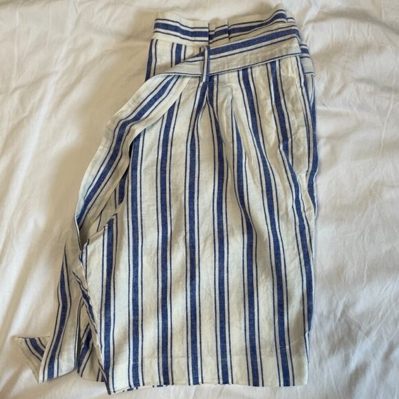 Boden 100% Linen Tie Waist Paper Bag Blue and White Pin Strip Shorts Size 10 - Picture 4 of 7